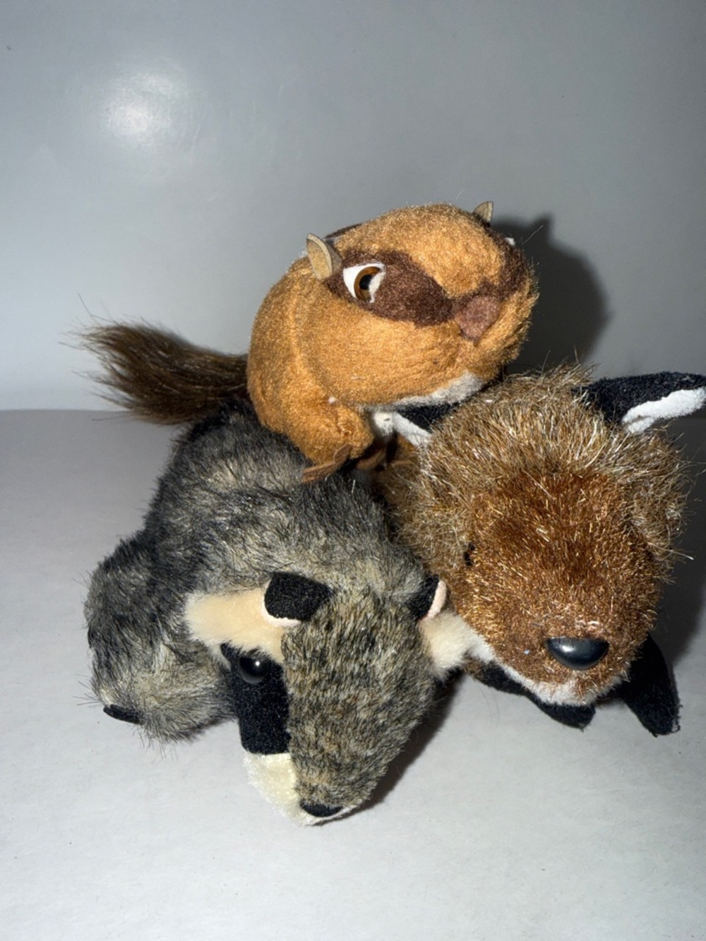 Folkmanis woodland animals finger puppets set of 3. Mini Fox, raccoon, squirrel